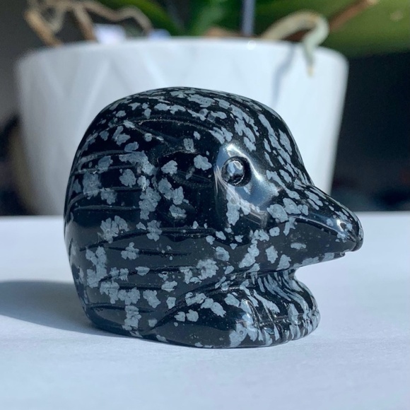 Snowflake Obsidian Carved Hedgehog Carving Bird Head Figurine Crystal Healing 2" - Picture 8 of 12